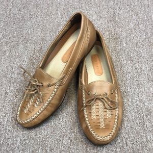 Vintage Hush Puppies Slip on Boat Shoes. Men’s 10
